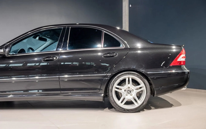 Mercedes-Benz Klasa C cena 129000 przebieg: 66820, rok produkcji 2004 z Łomża małe 529